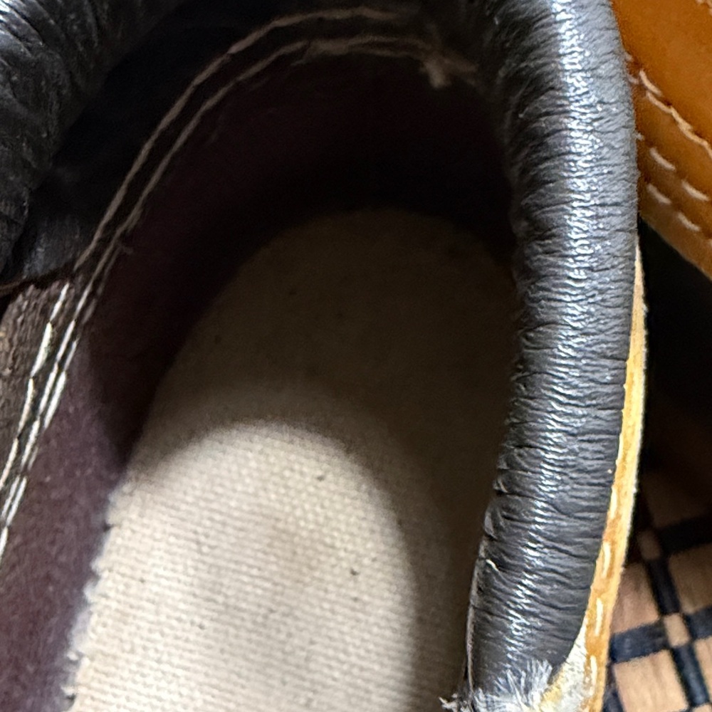 L.L. Bean Brown and Tan Ankle Boots Women SZ 7- Box 15 - Picture 6 of 6
